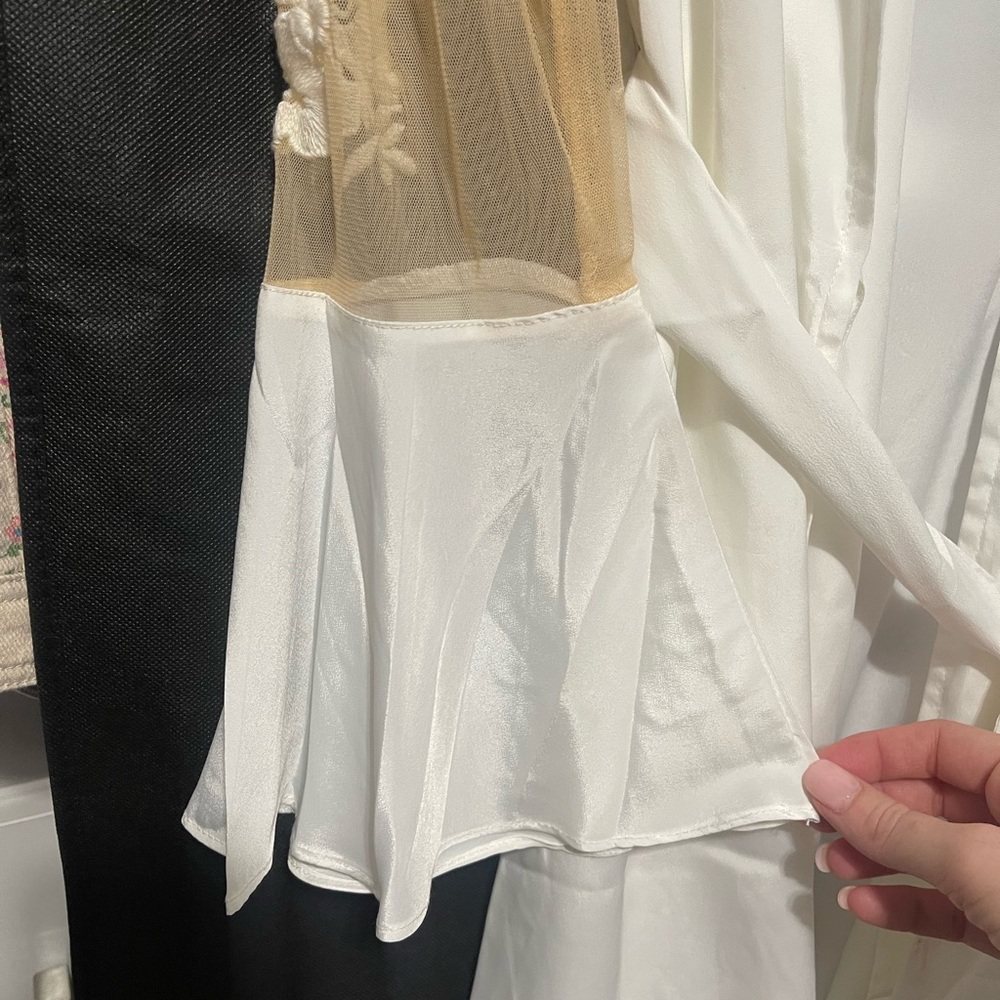 Bride Robe - Picture 9 of 10